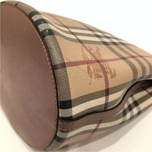 Burberry Haymarket Check Lorne Bucket Bag - Picture 6 of 13